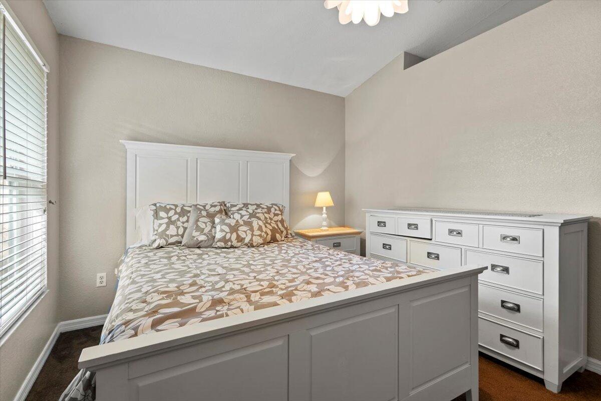 PORT ST LUCIE SECTION 8 - Residential