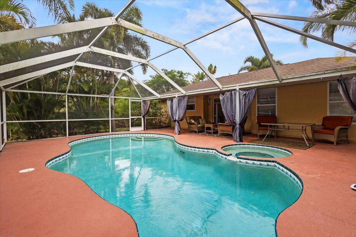 PORT ST LUCIE SECTION 8 - Residential