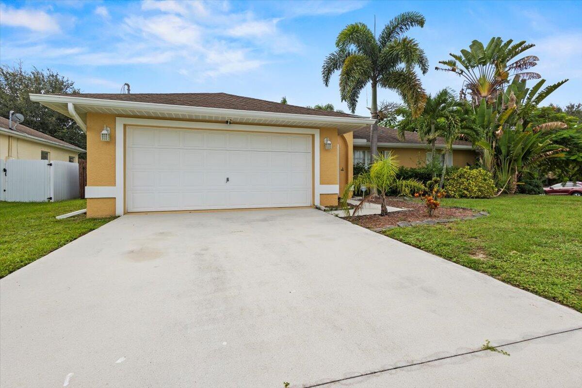 PORT ST LUCIE SECTION 8 - Residential