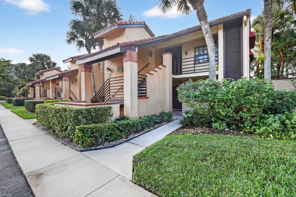 Photo of 11281 Aspen Glen Drive #104, Boynton Beach, FL 33437 (MLS # R11140232)