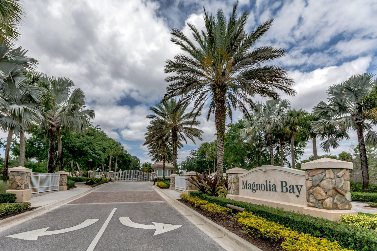 MAGNOLIA BAY - Residential
