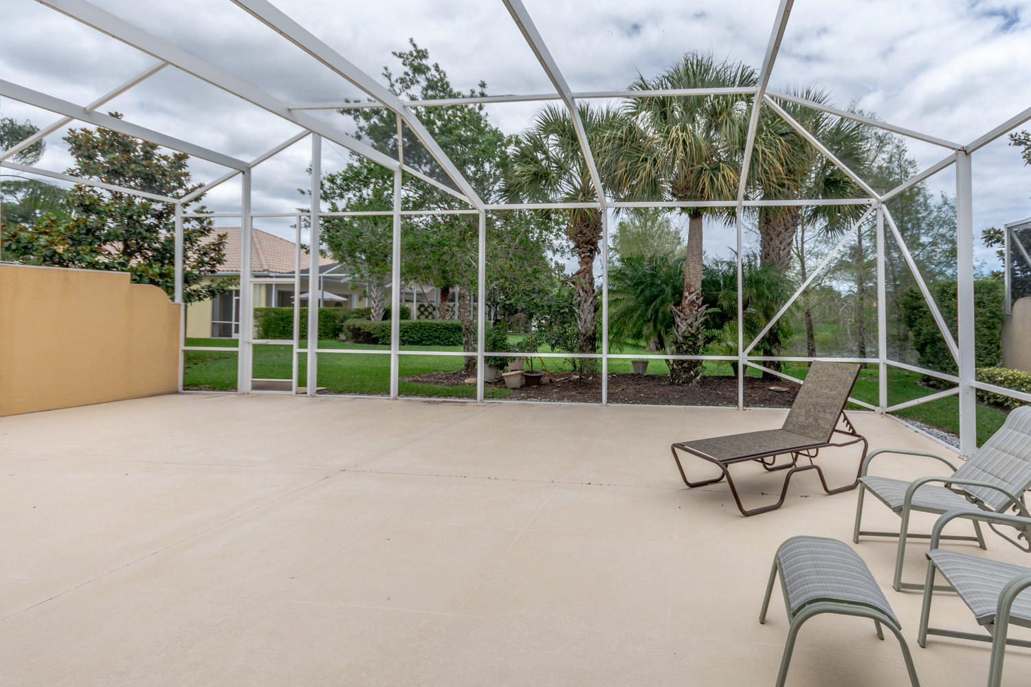 MAGNOLIA BAY - Residential