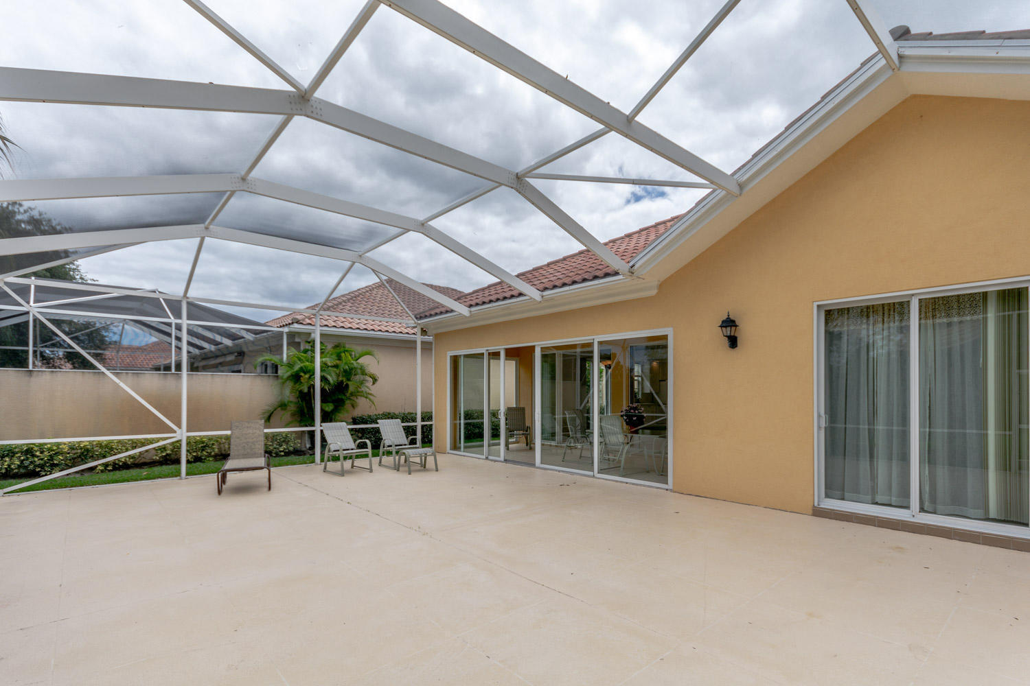 MAGNOLIA BAY - Residential