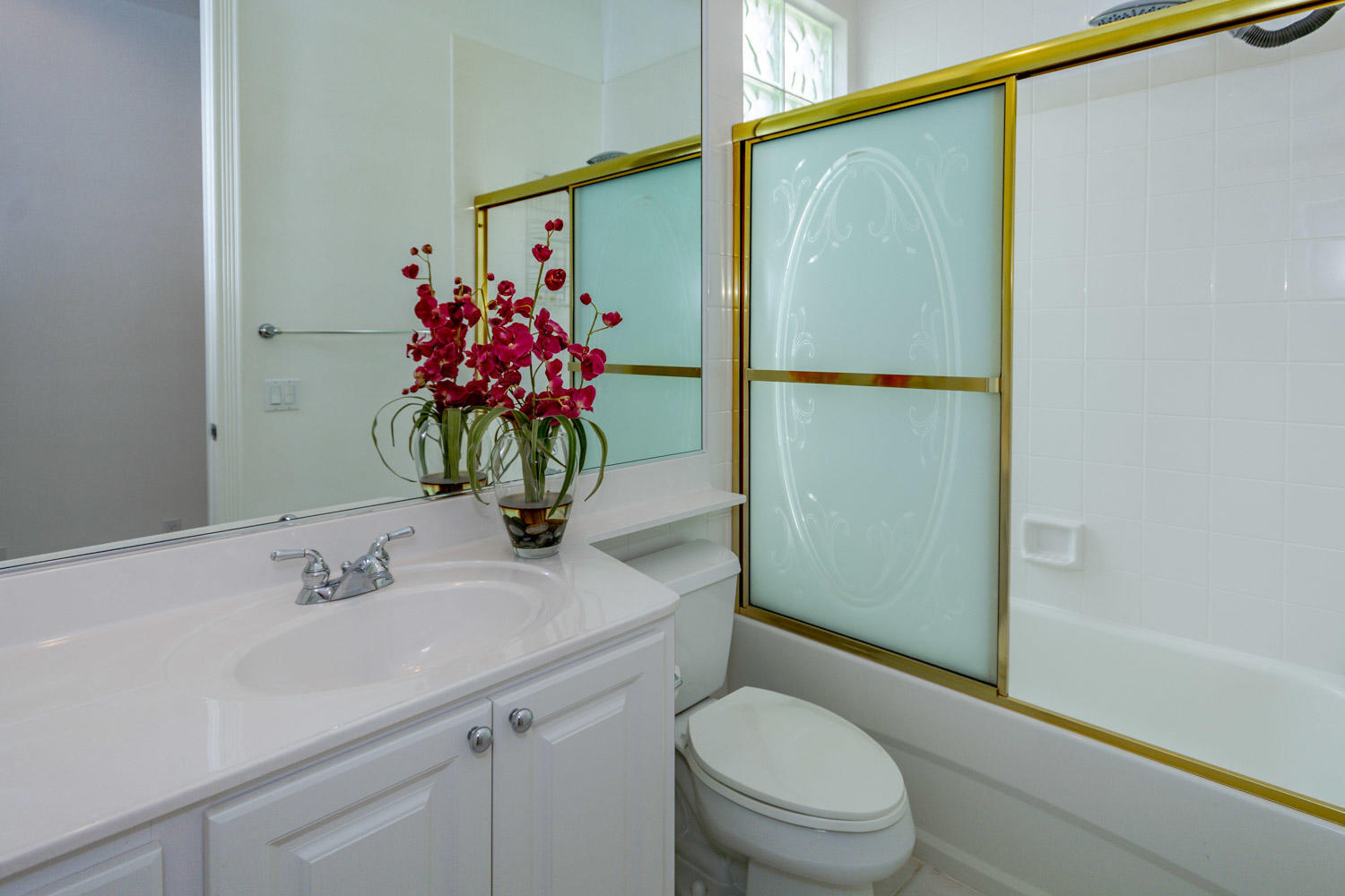 MAGNOLIA BAY - Residential