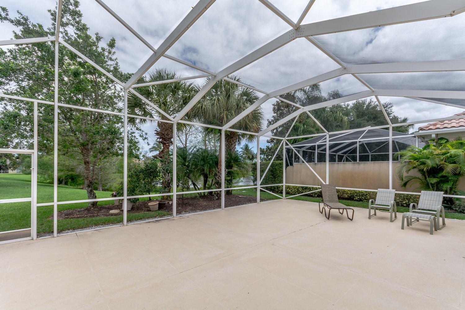 MAGNOLIA BAY - Residential