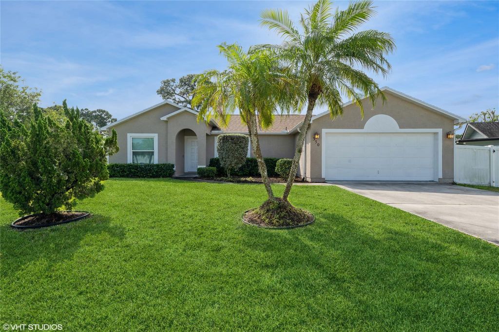 Photo of 350 SE Guava Terrace, Port Saint Lucie, FL 34983 (MLS # F10426524)