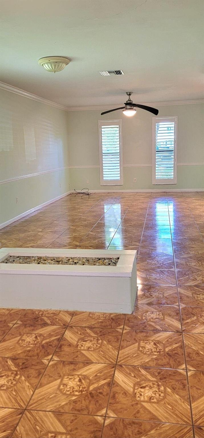 323 Sandtree Drive