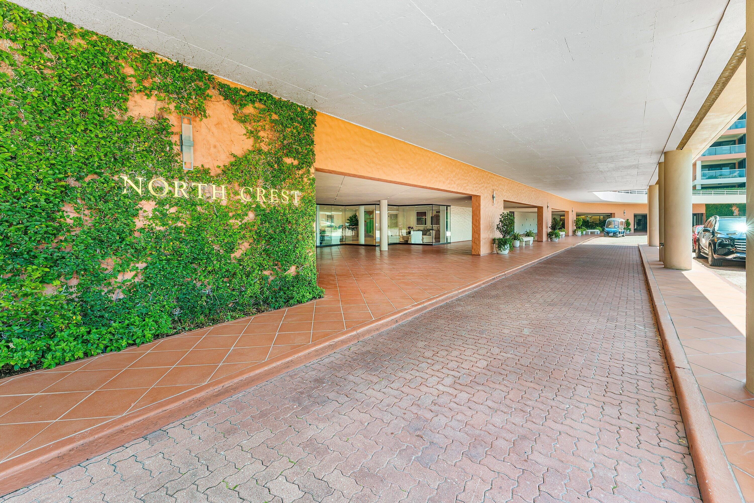 2 N Breakers Row Row Ph4