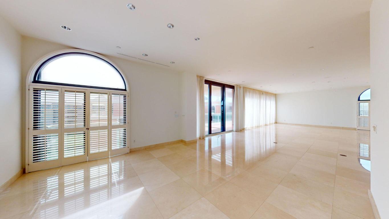 TWO NORTH BREAKERS ROW CONDO - Residential