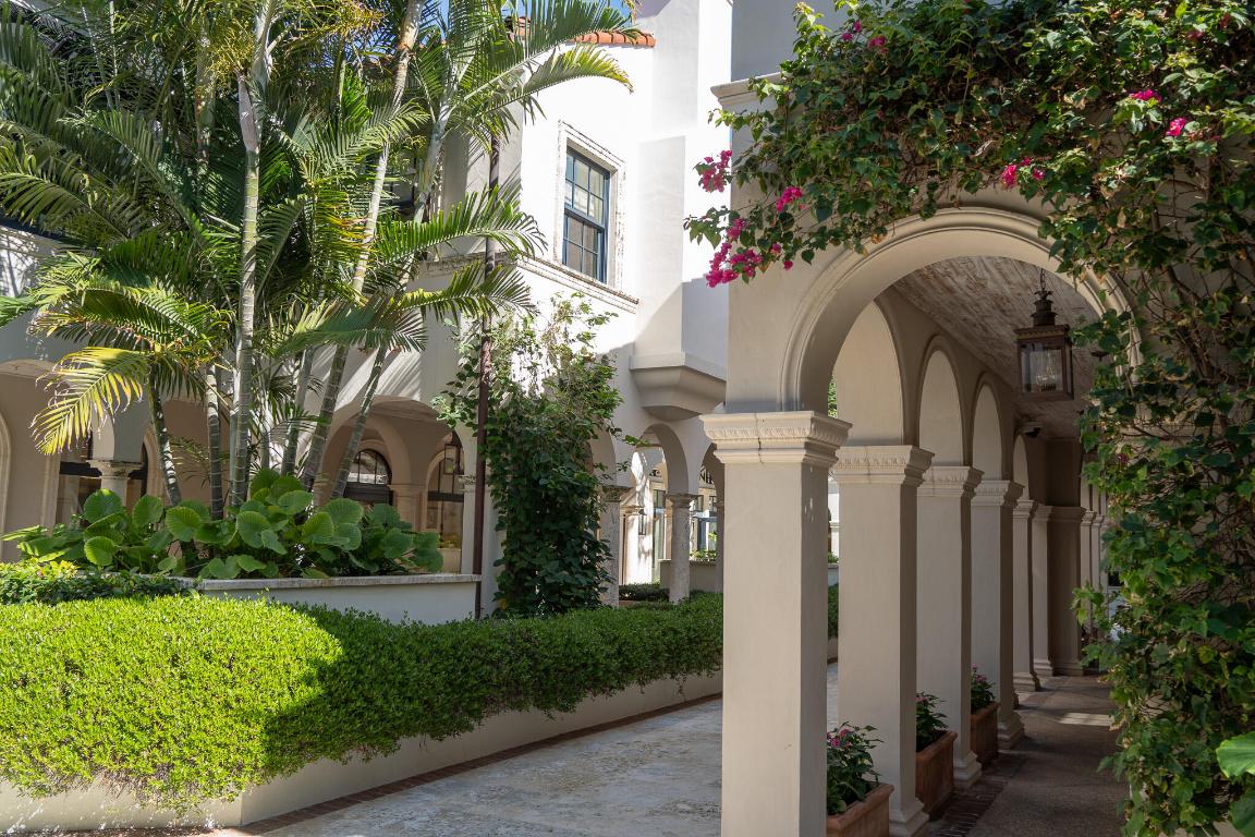 TWO NORTH BREAKERS ROW CONDO - Residential