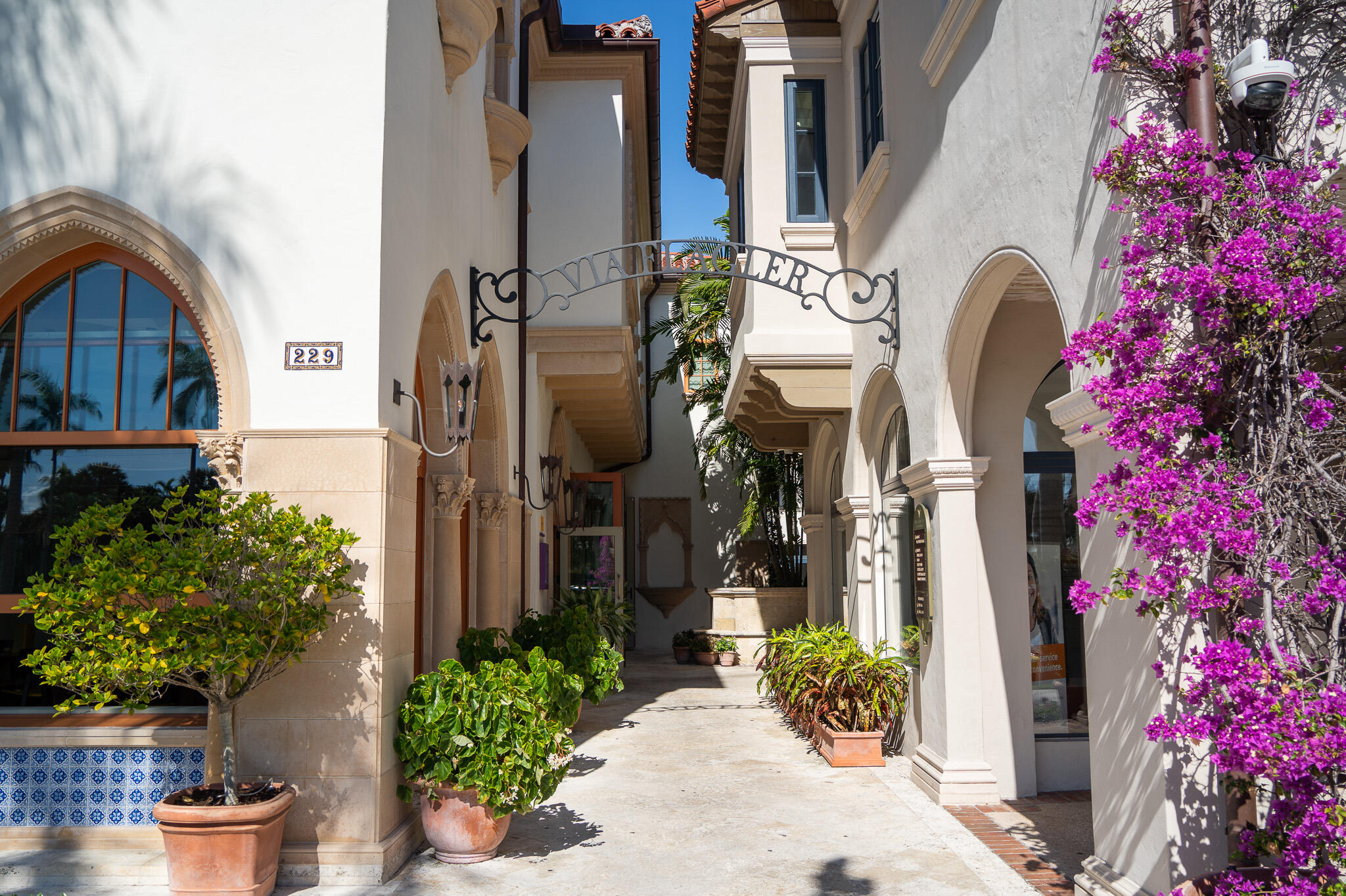 TWO NORTH BREAKERS ROW CONDO - Residential