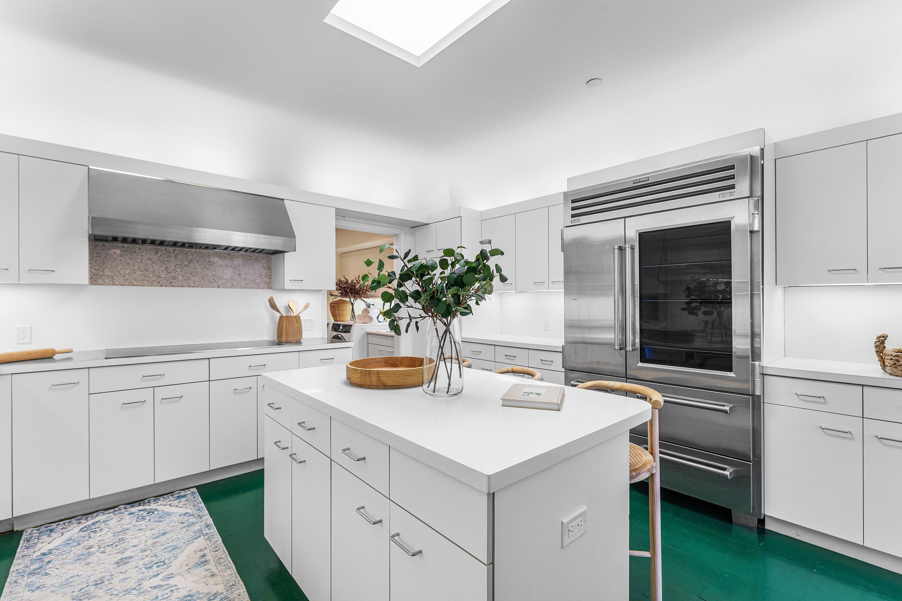 TWO NORTH BREAKERS ROW CONDO - Residential