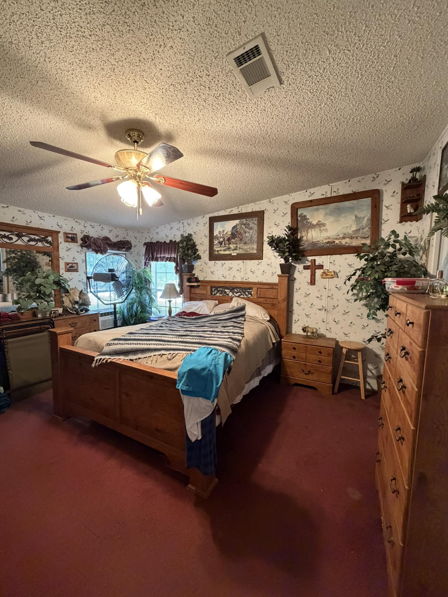 TALL PINES ESTATES - Residential