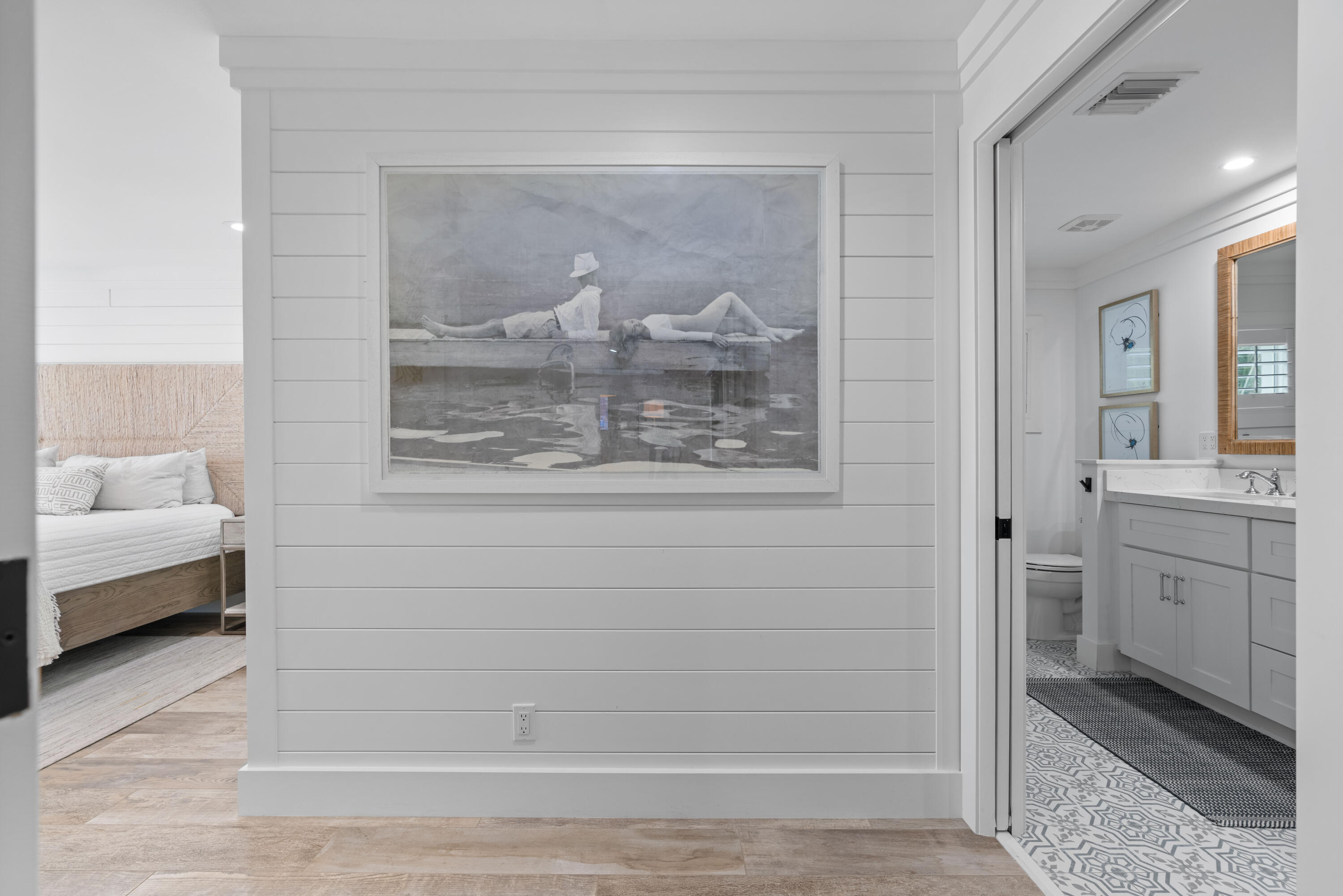 COUNTRY CLUB POINT - Residential