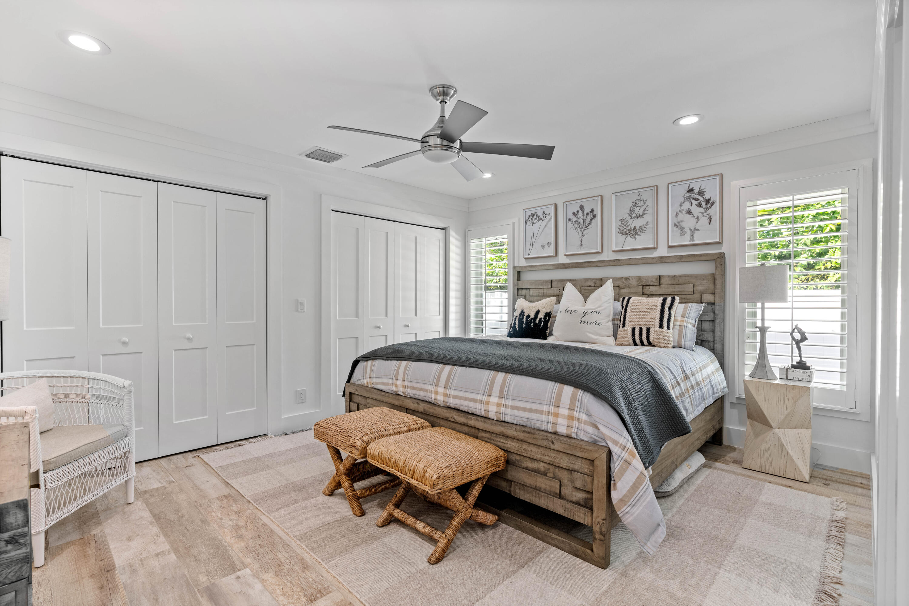 COUNTRY CLUB POINT - Residential