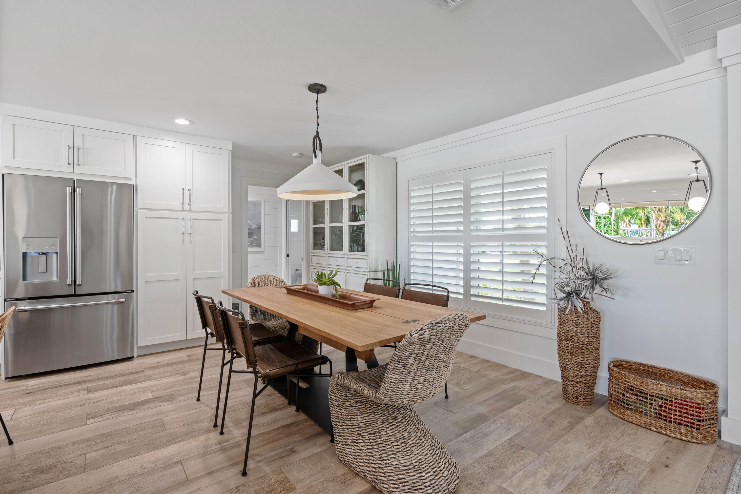 COUNTRY CLUB POINT - Residential