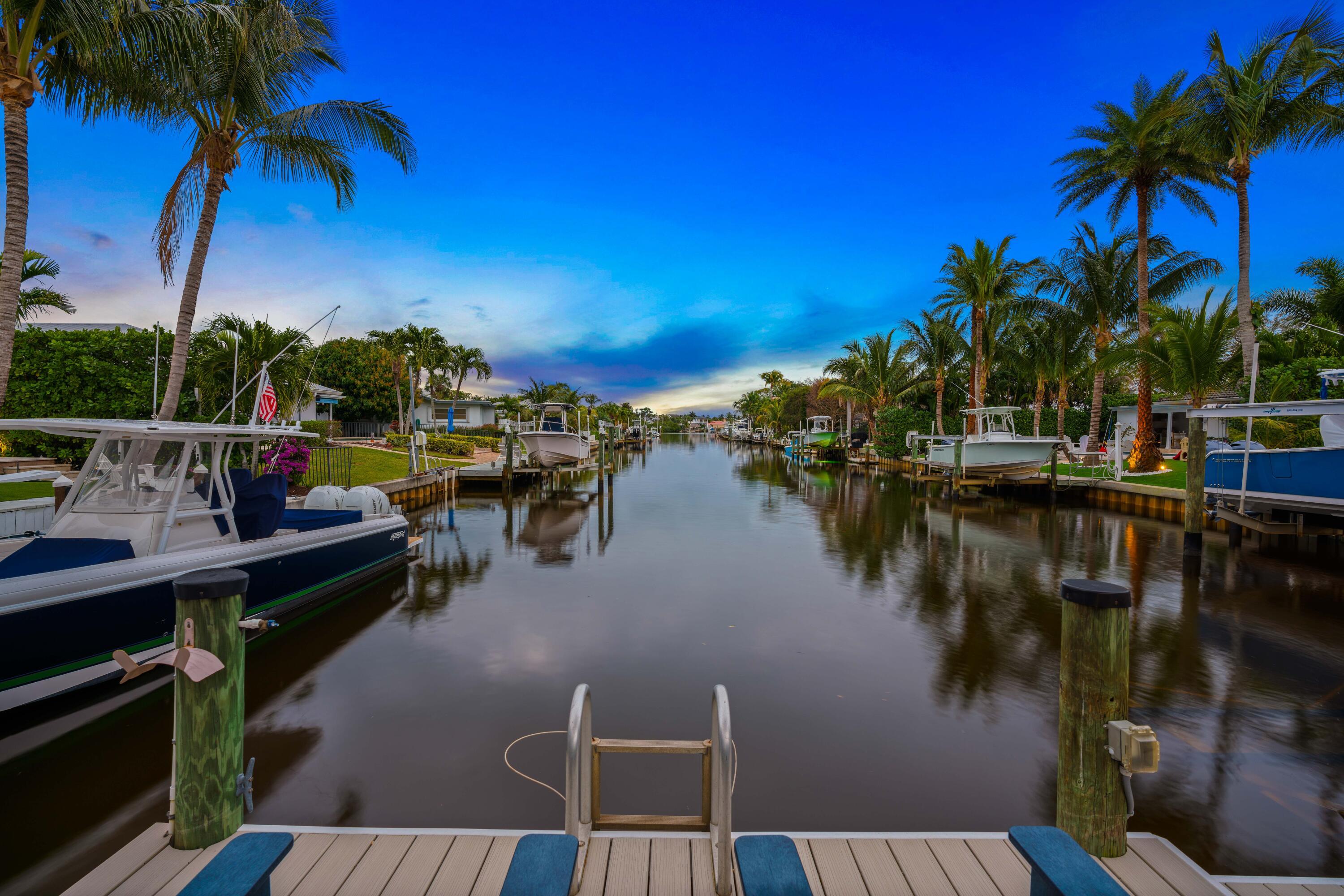 COUNTRY CLUB POINT - Residential