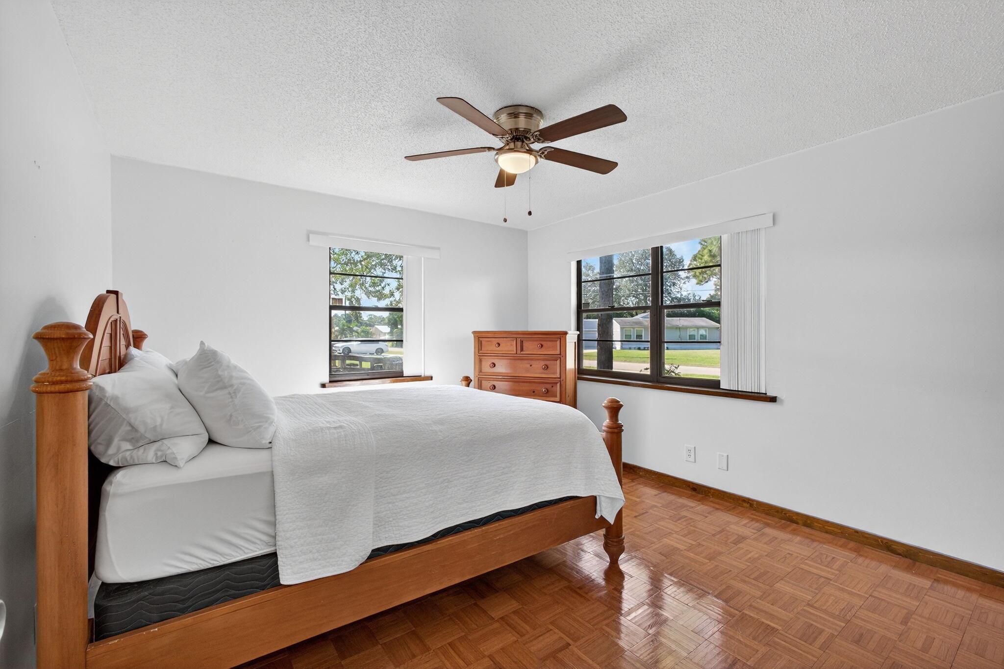 INDIAN RIVER ESTATES UNIT - Residential Lease