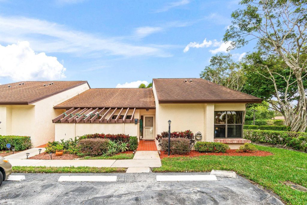 Photo of 3742 English Lane #D, Lake Worth, FL 33467 (MLS # R11146661)
