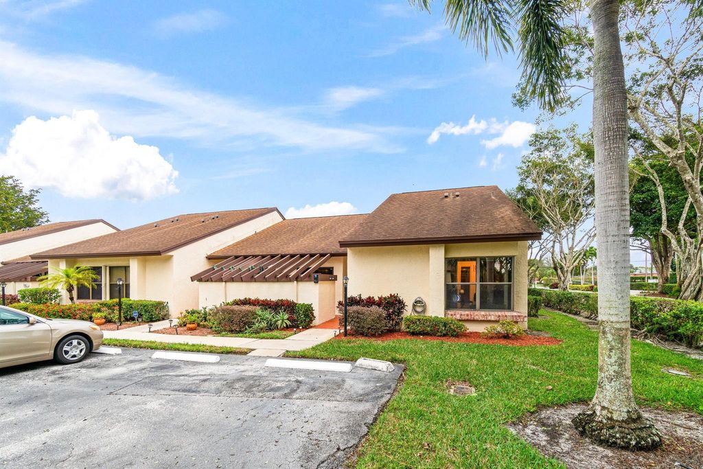 Photo of 3742 English Lane #D, Lake Worth, FL 33467 (MLS # R11146661)
