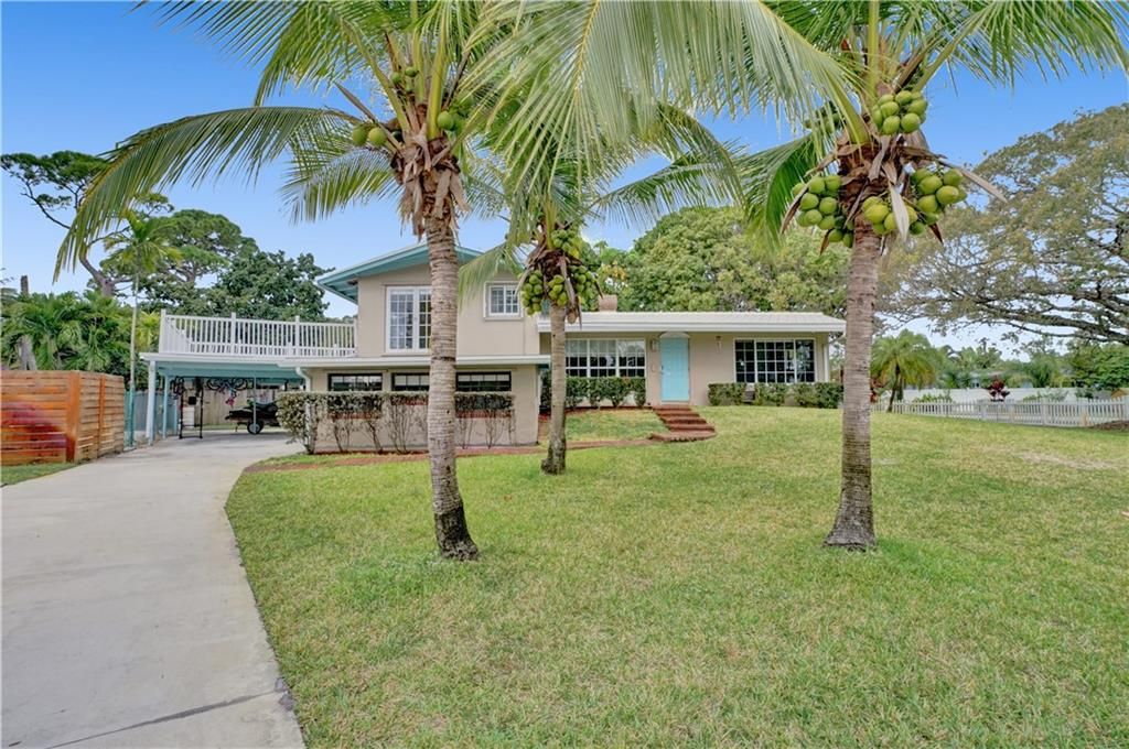 Photo of 2101 SW 33rd Ave, Fort Lauderdale, FL 33312 (MLS # F10314912)