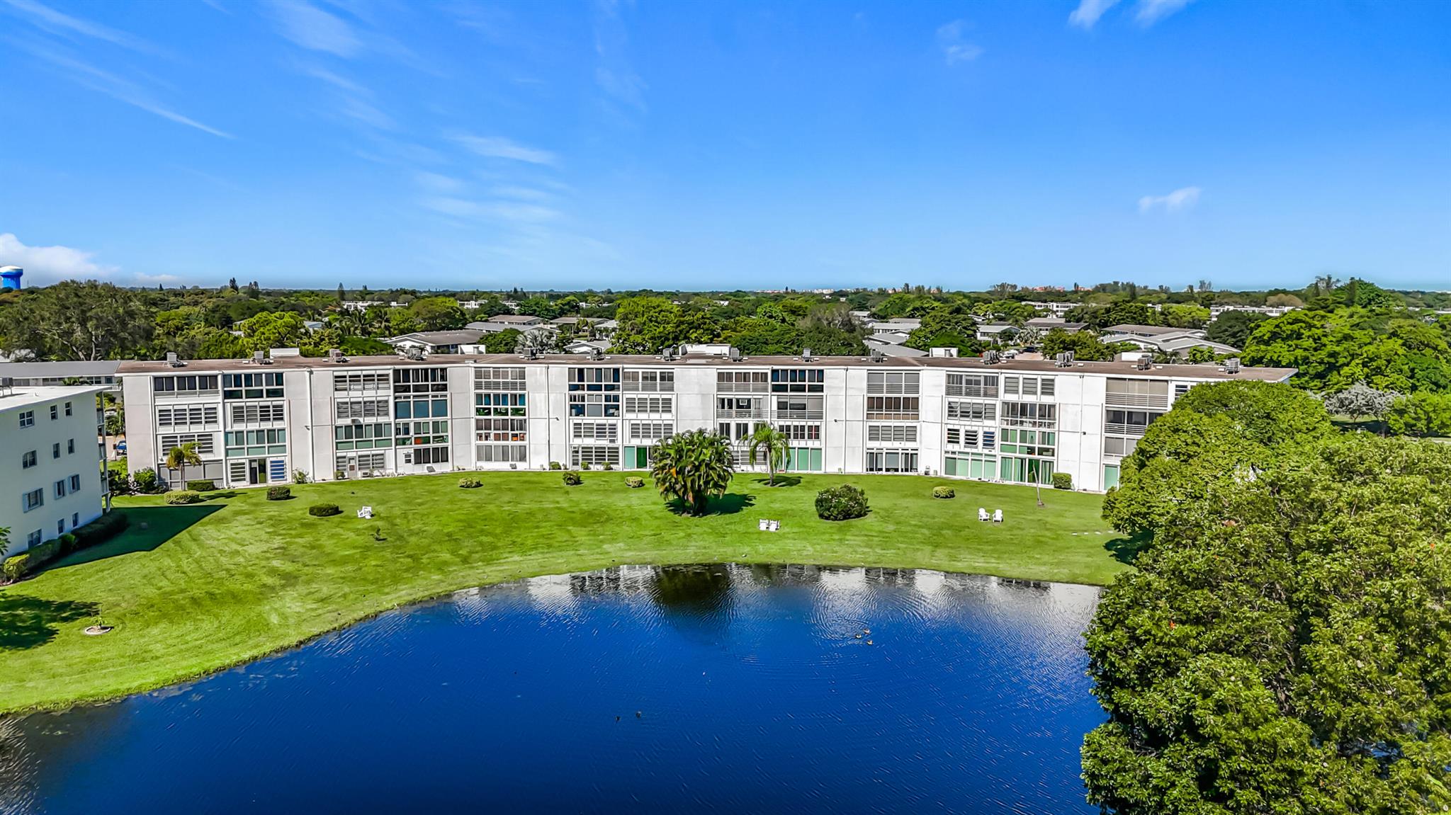 OAKRIDGE V CONDO - Residential