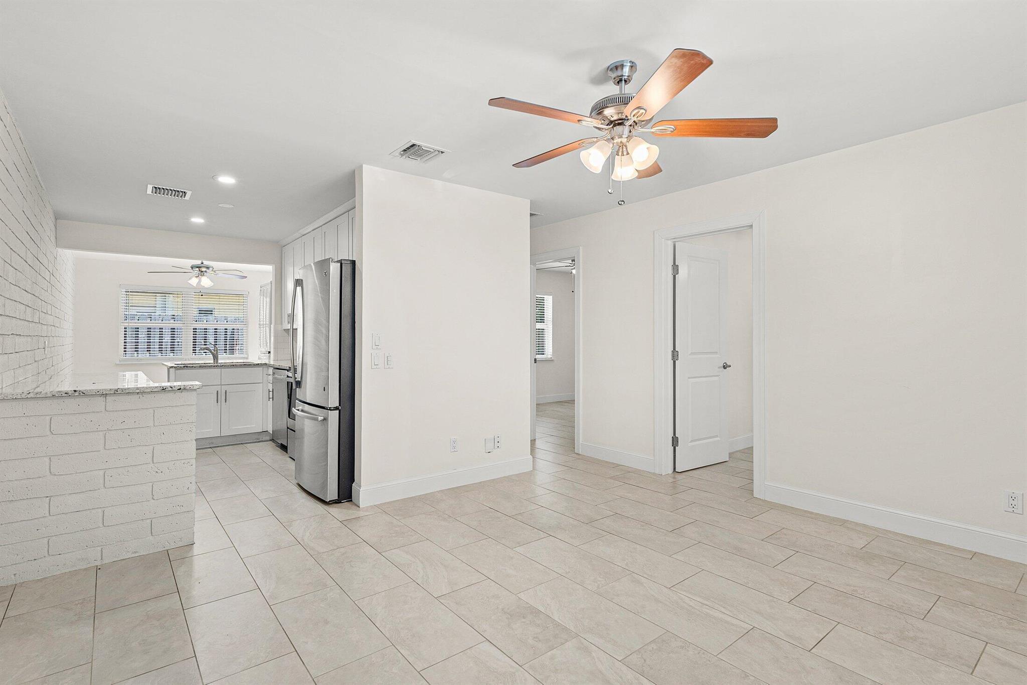 DELL PARK - Residential Lease