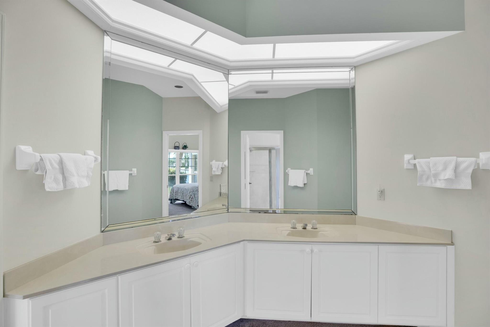 THE MOORINGS UNIT 2 - Residential