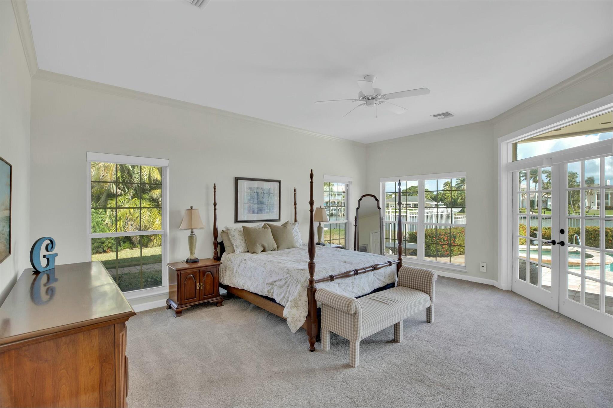 THE MOORINGS UNIT 2 - Residential