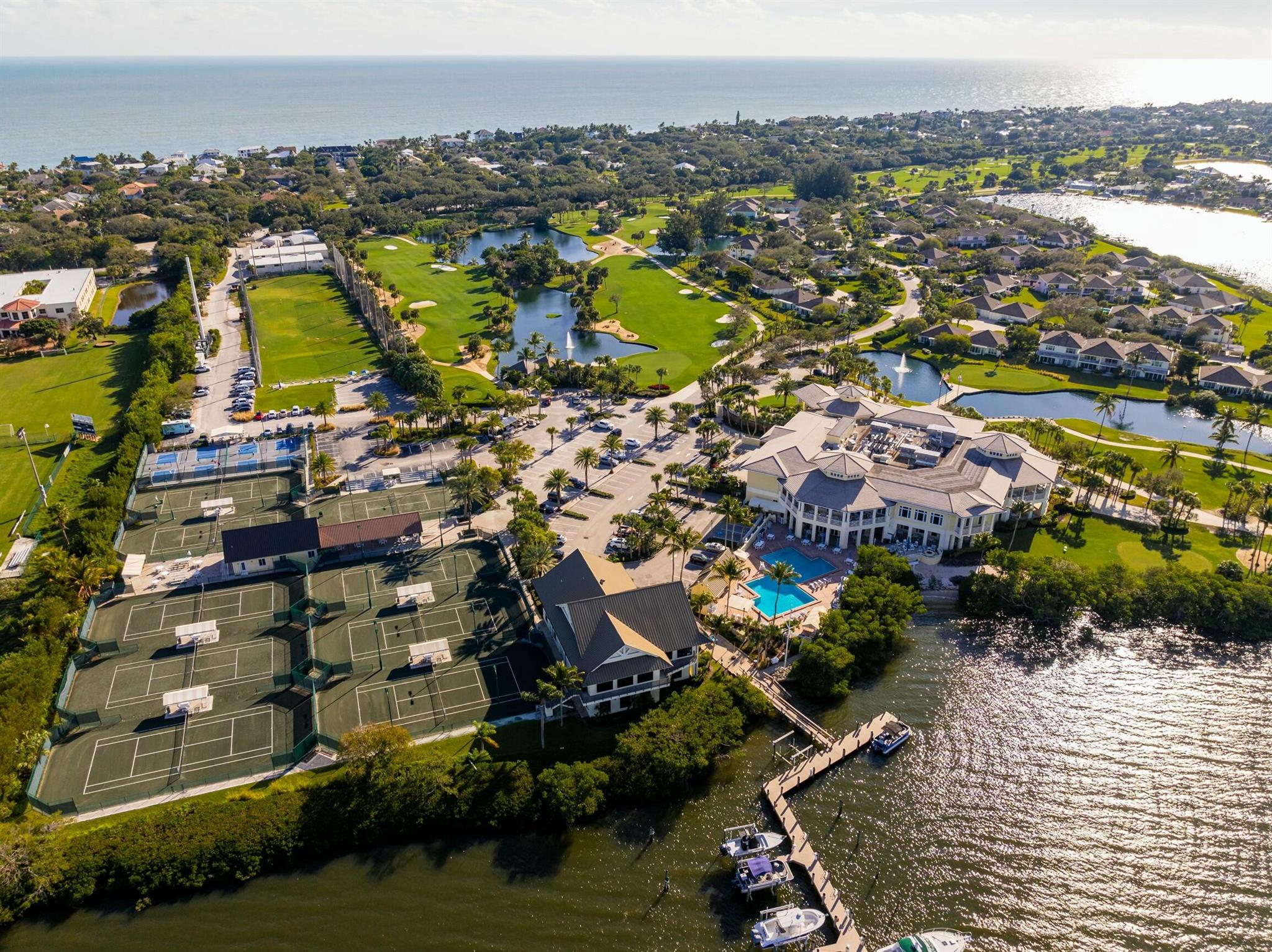 THE MOORINGS UNIT 2 - Residential