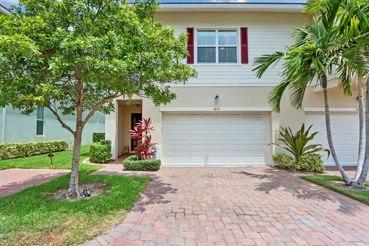 Turnkey Luxury in North Palm Beach!Move right into this rare, designer-furnished 3BR/2.5BA end-unit townhome in the gated community of Hampton Cove. Recently renovated, it offers an open living/dining area leading to a private patio with grill, plus a chefa(tm)s kitchen with stainless steel appliances, oversized island, new countertops, and custom cabinetry. The primary suite features dual vanities, soaking tub, walk-in shower, ample closets, and a private balcony. Two additional bedrooms, full bath, and laundry add flexibility. Enjoy a resort-style heated pool and an ideal location just minutes from Singer Island beaches, Palm Beach Gardens shopping/dining, PGA golf, and only 15 minutes to Palm Beach International Airport