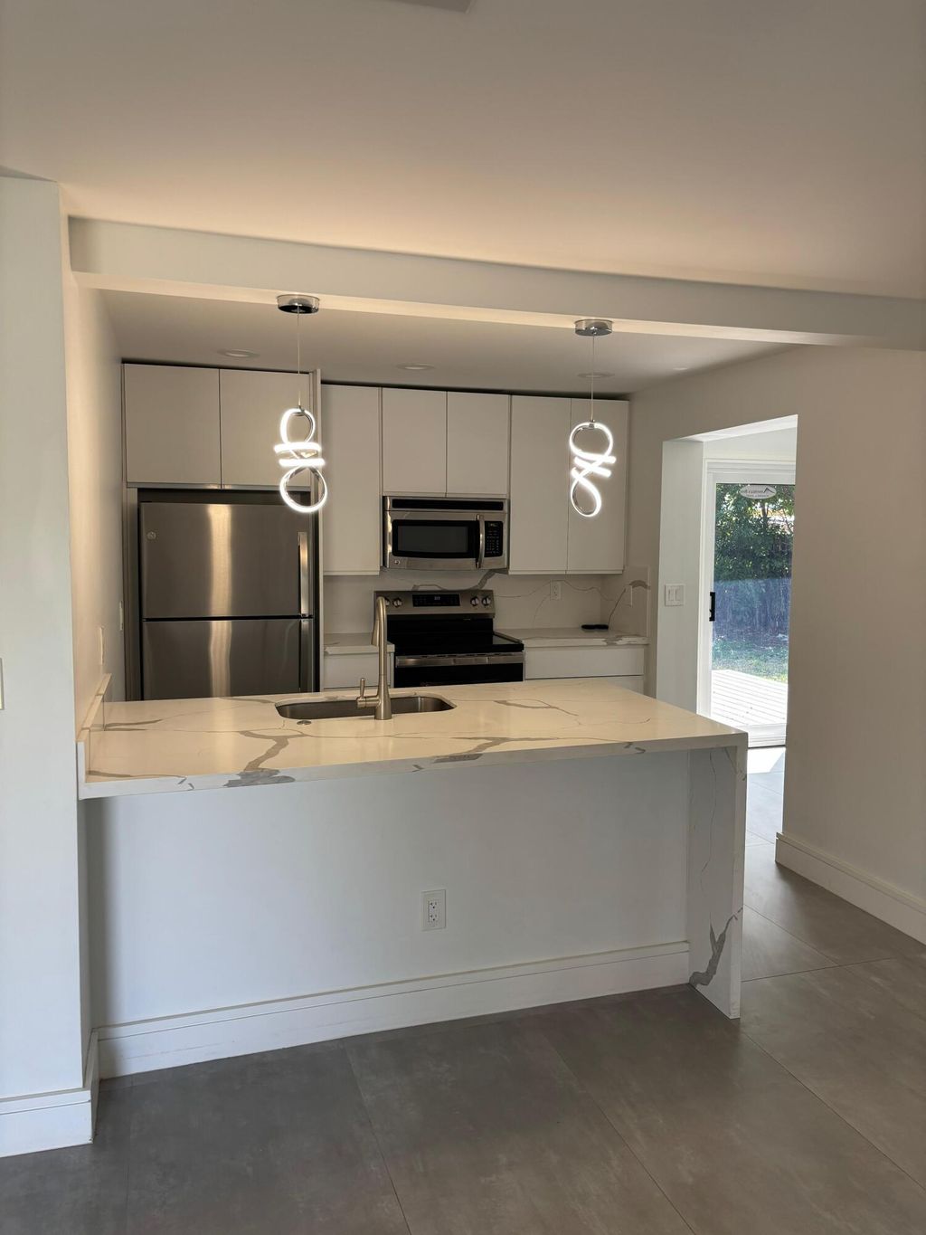 Photo of 930 NE 24th Street, Pompano Beach, FL 33064 (MLS # R11166076)