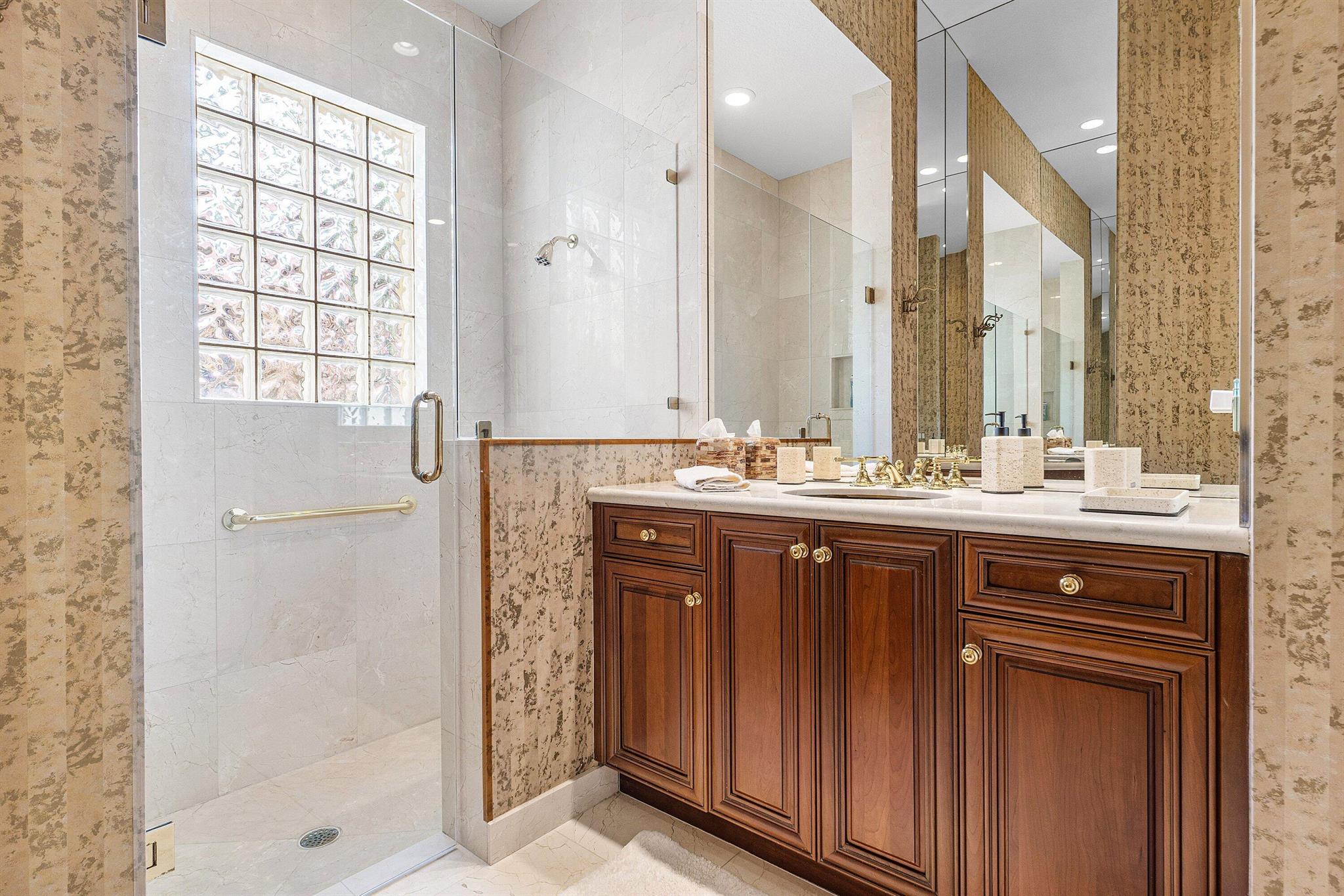 BALLENISLES - Residential Lease