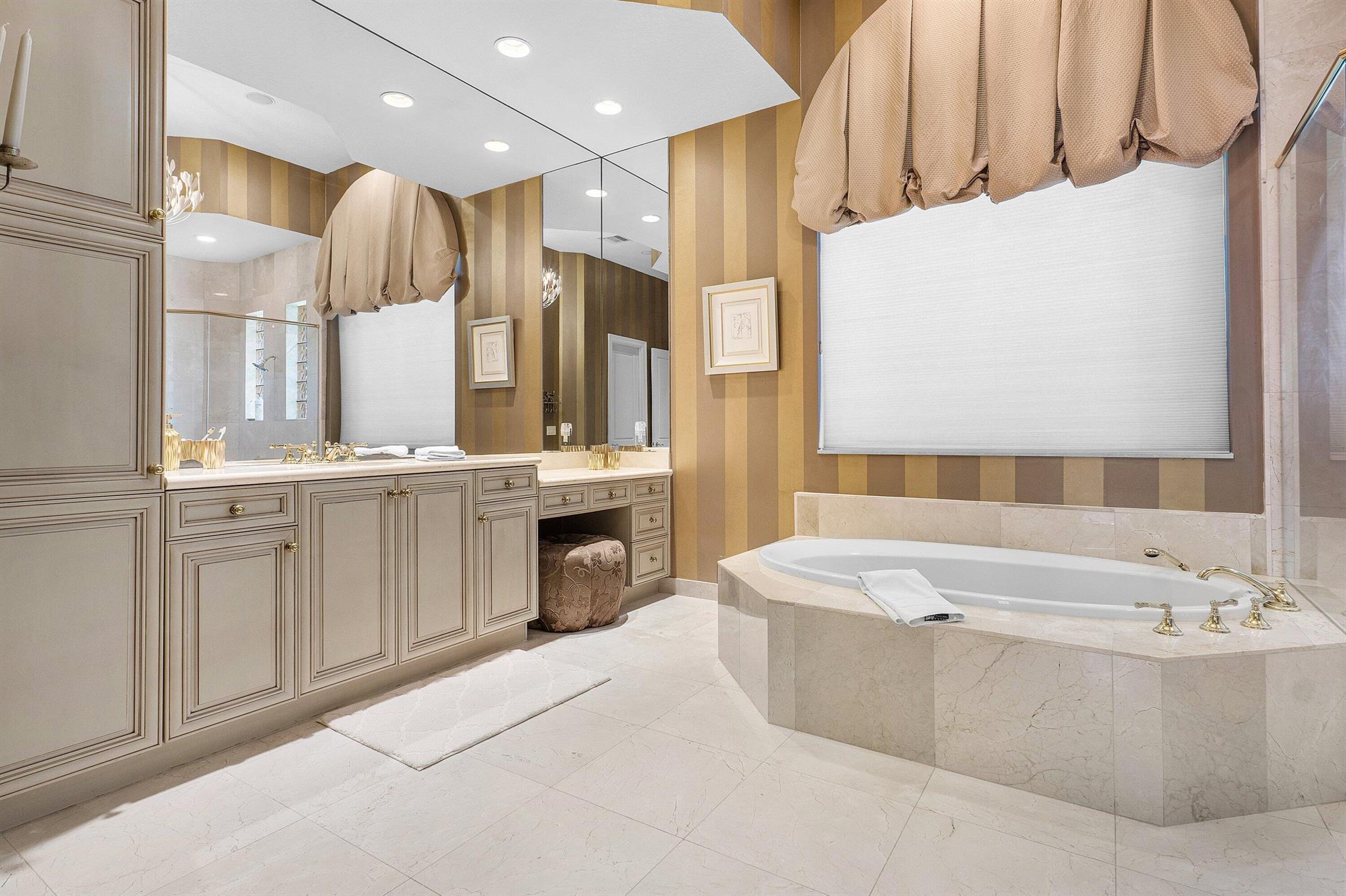 BALLENISLES - Residential Lease