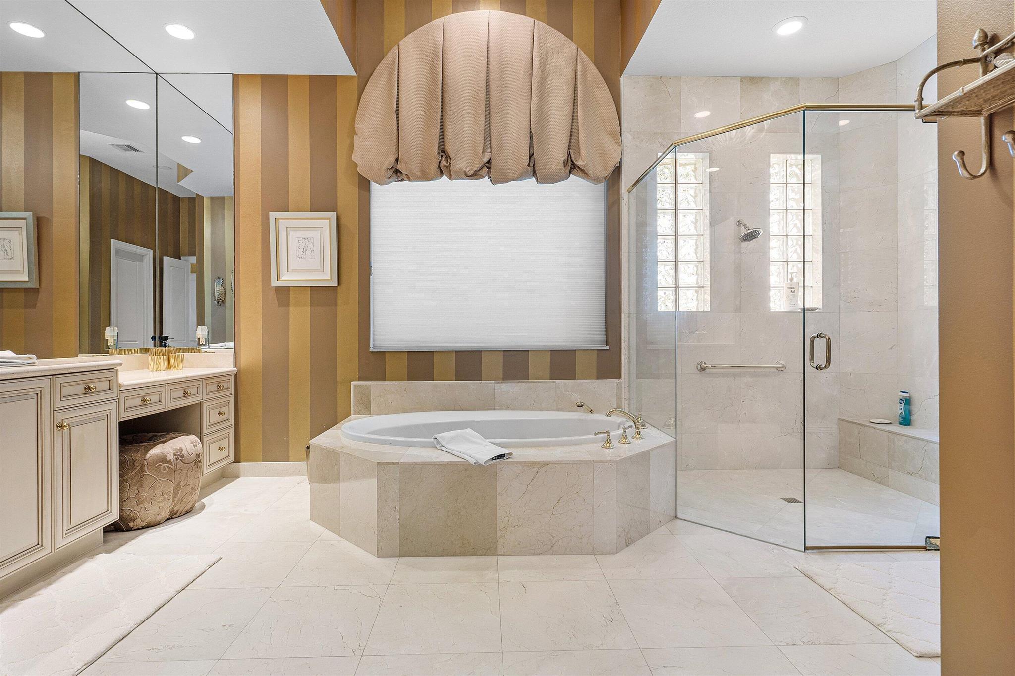 BALLENISLES - Residential Lease