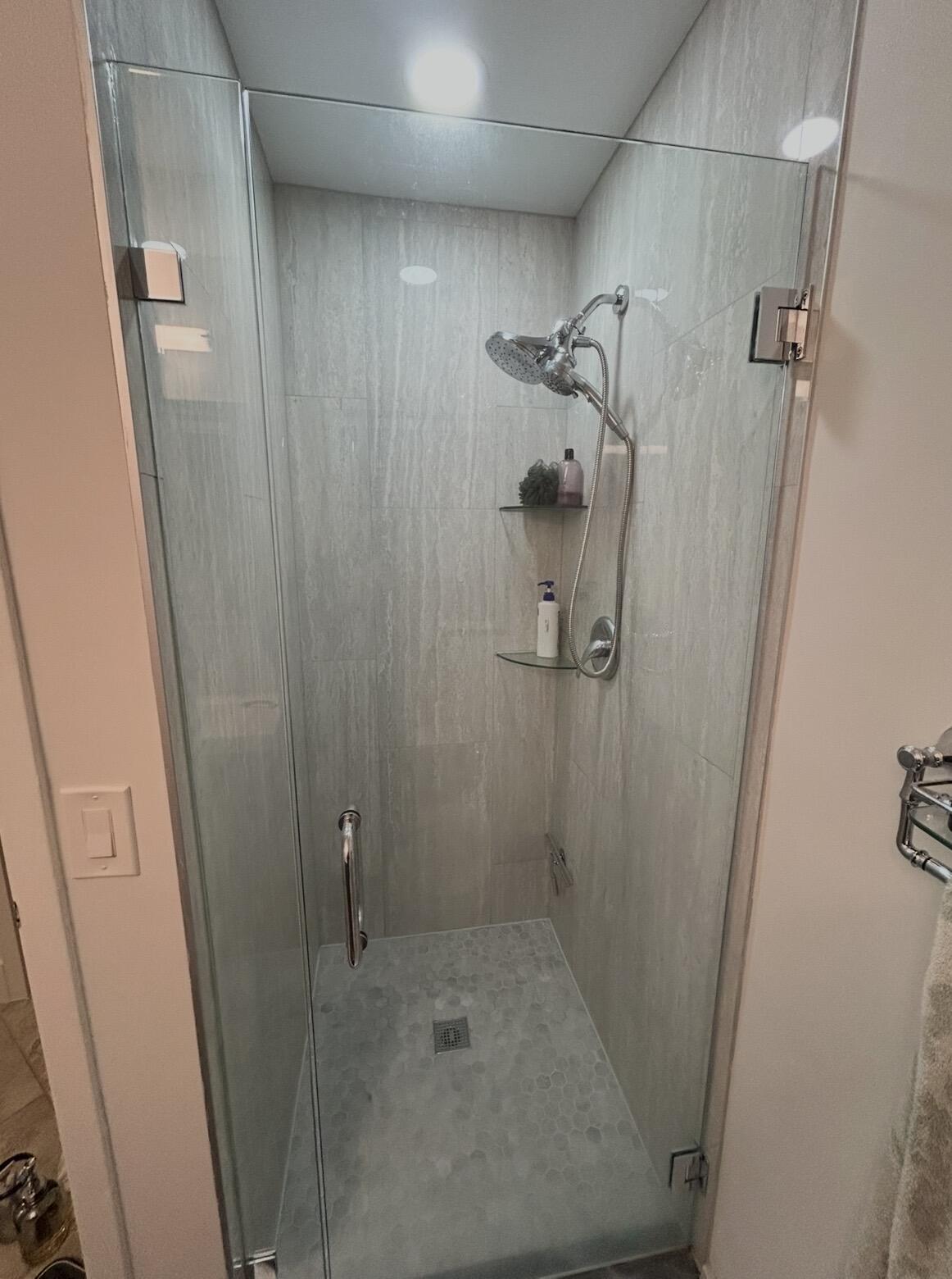 KINGS POINT WATERFORD CONDOS - Residential