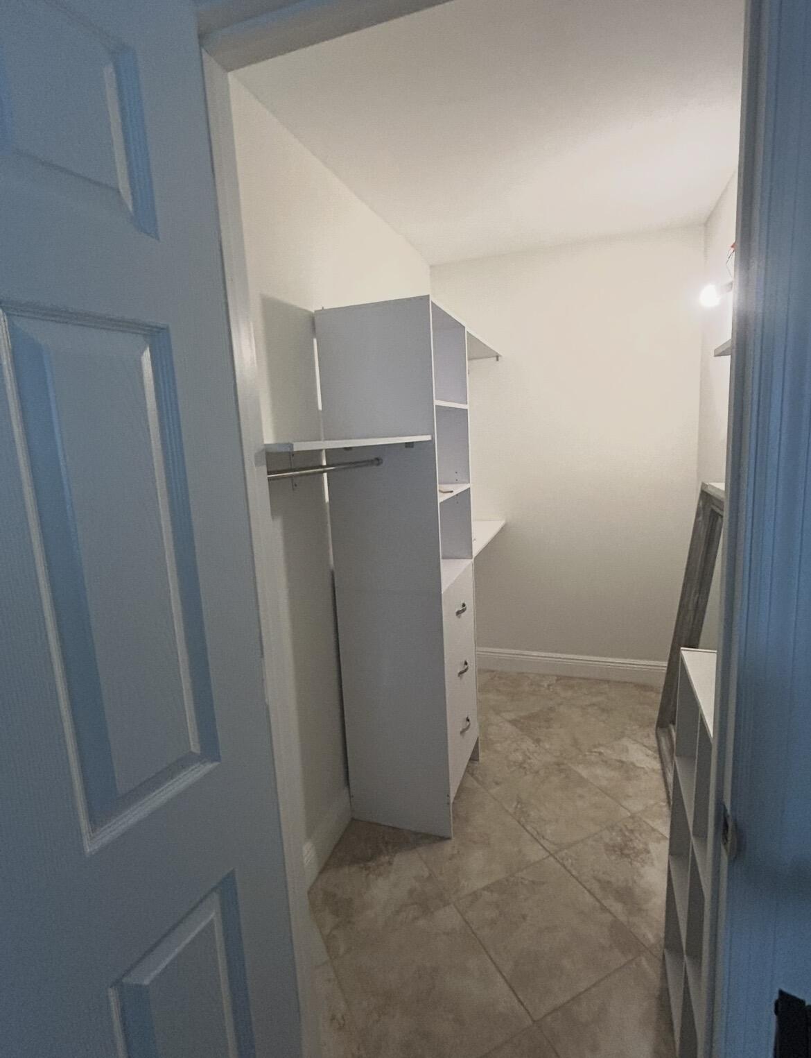 KINGS POINT WATERFORD CONDOS - Residential