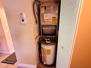 CYPRESS CHASE CONDO NO 6 - Residential Lease