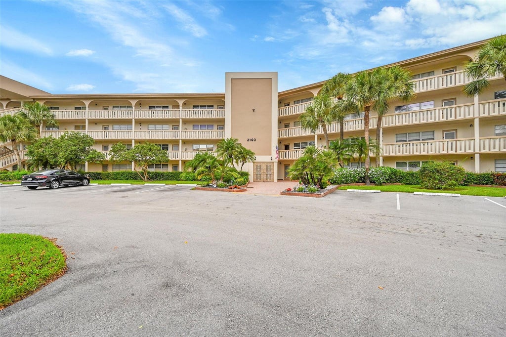 Photo of 2103 LUCAYA Bend #E3, Coconut Creek, FL 33066 (MLS # B26074368)