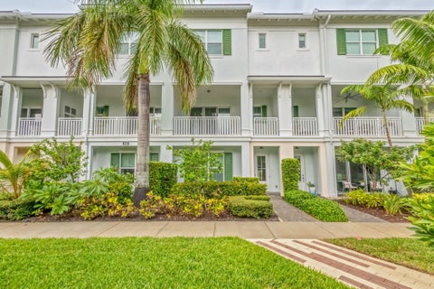 Photo of 7089 Edison Place, Palm Beach Gardens, FL 33418 (MLS # B26041742)