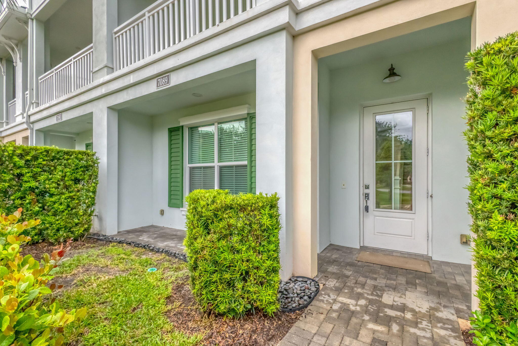 7089 Edison Place