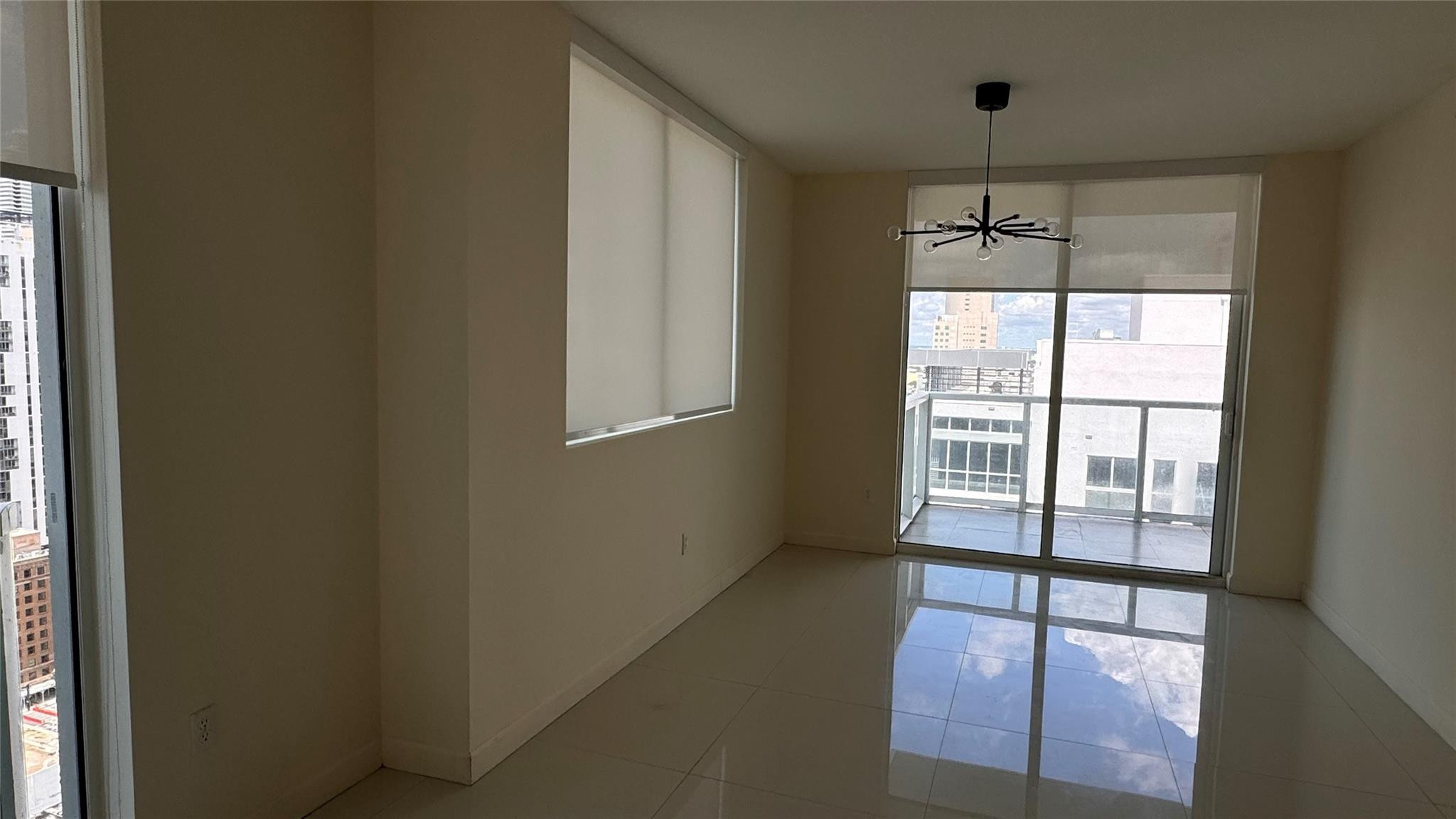 VIZCAYNE SOUTH CONDO - Residential