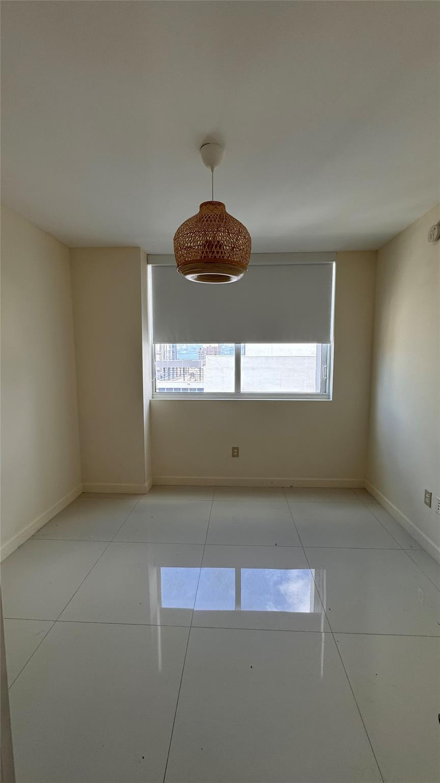 VIZCAYNE SOUTH CONDO - Residential