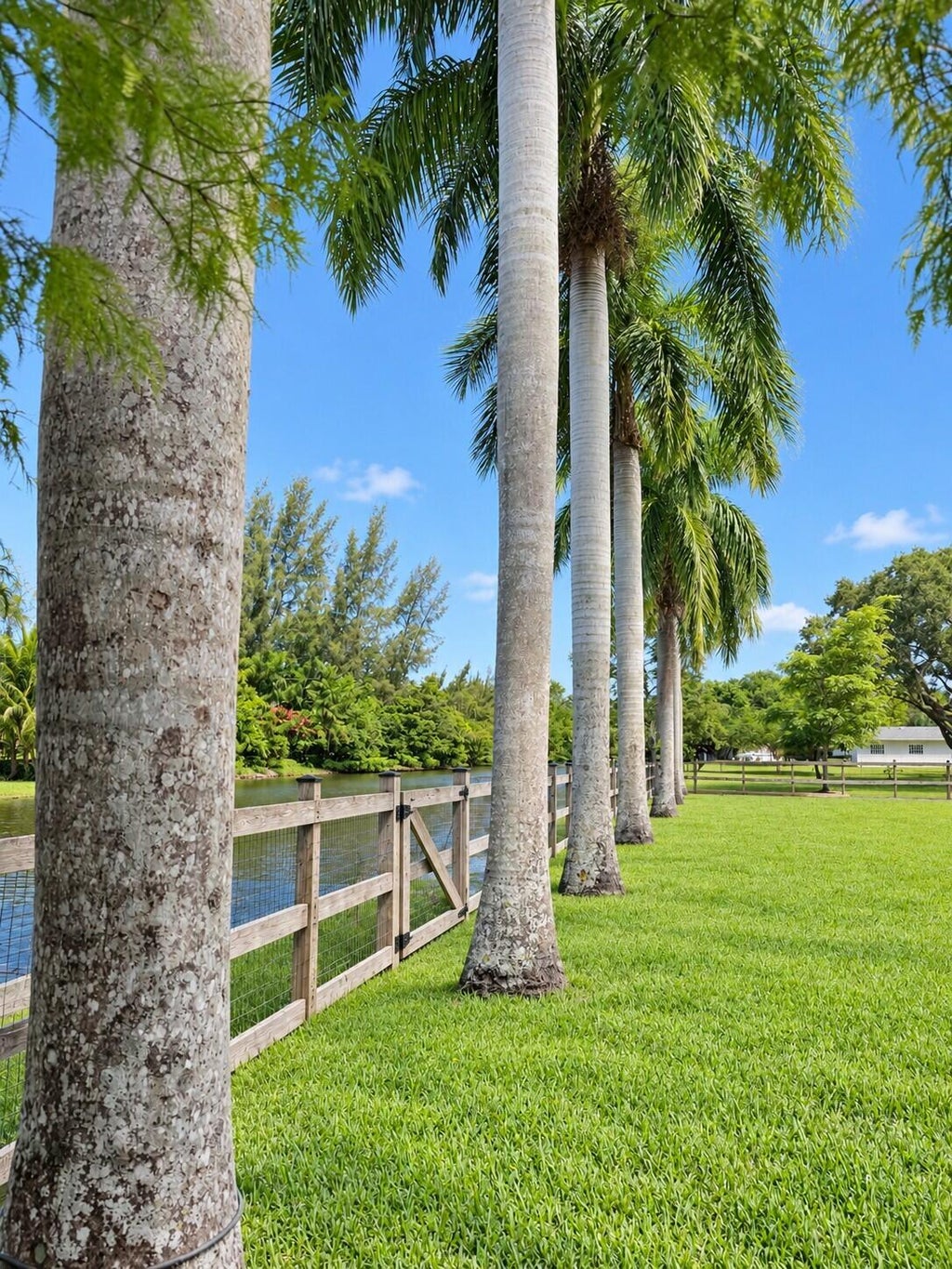 Photo of 3800 SW 137TH Avenue, Miramar, FL 33027 (MLS # B26085744)
