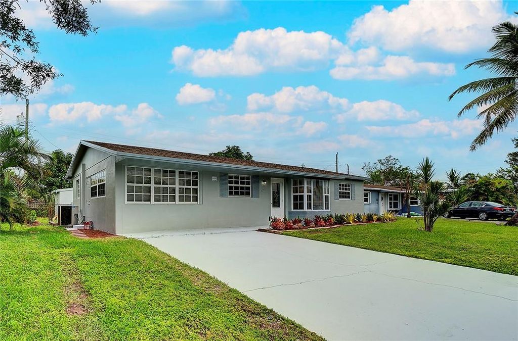 Photo of 6711 NW 8th St, Margate, FL 33063 (MLS # F10532117)