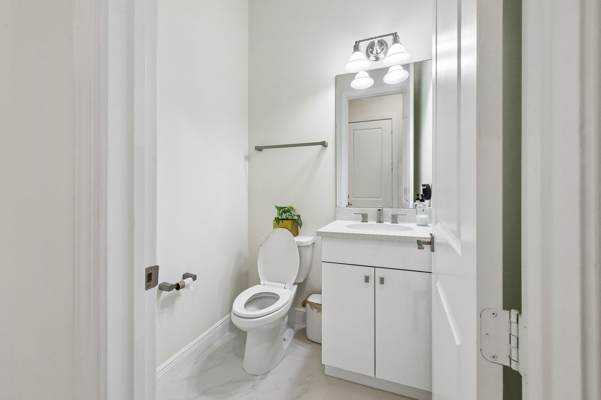 11760 E Eastlake Court, Parkland, FL, 33076, US, 4 Bedrooms Bedrooms, ,3 BathroomsBathrooms,Residential,Active,11760 E Eastlake Court,B26042090