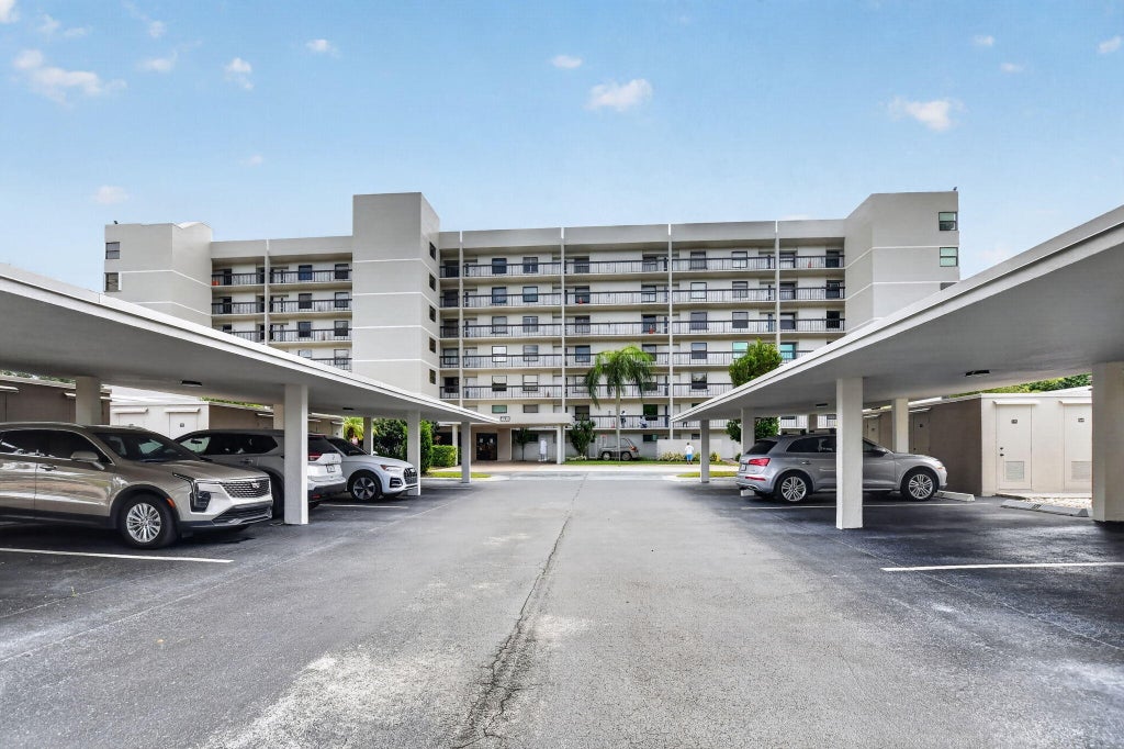 Photo of 6530 Boca Del Mar Drive, Boca Raton, FL 33433 (MLS # B26092515)