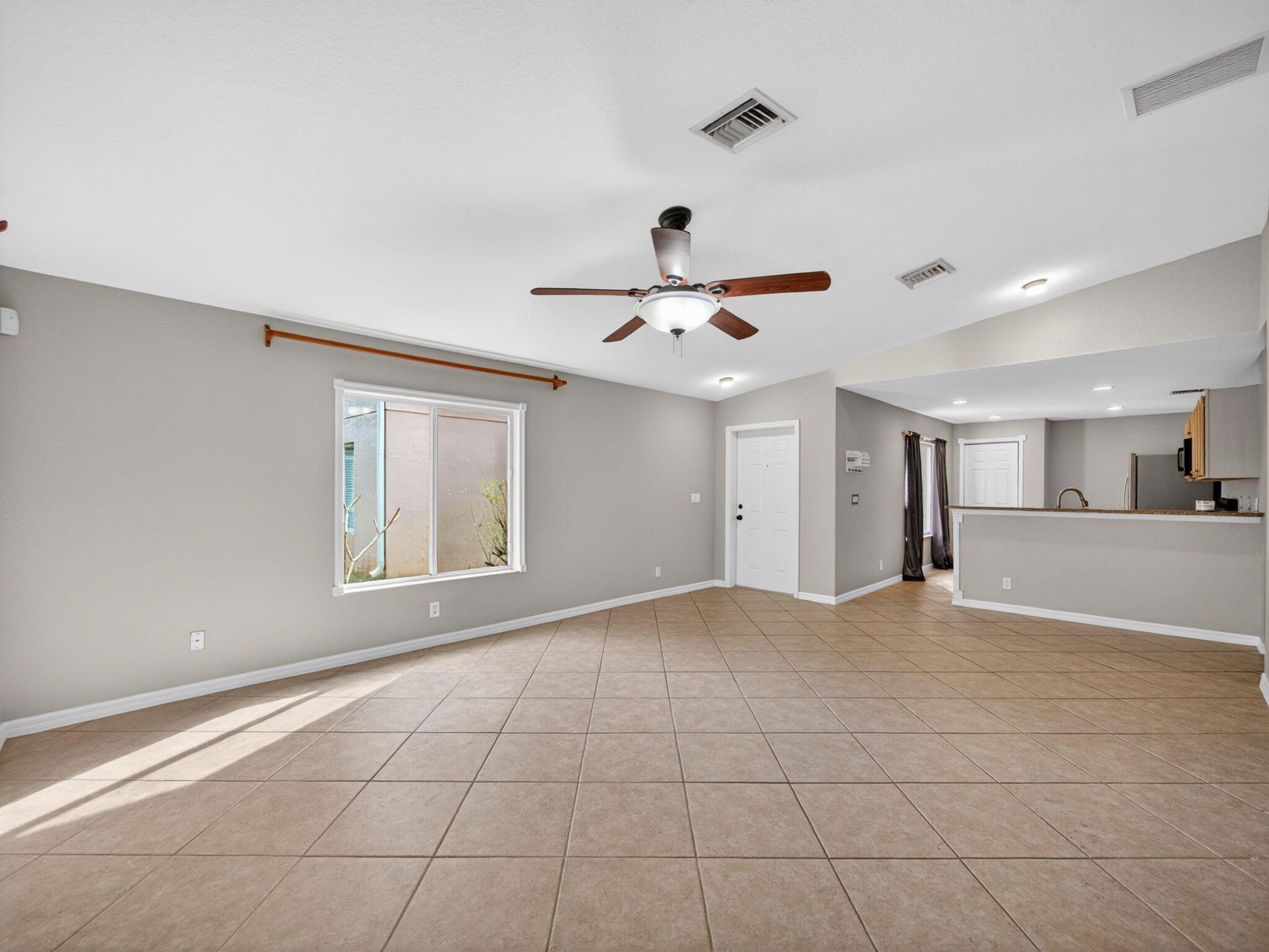 MARTINS CROSSING - Residential