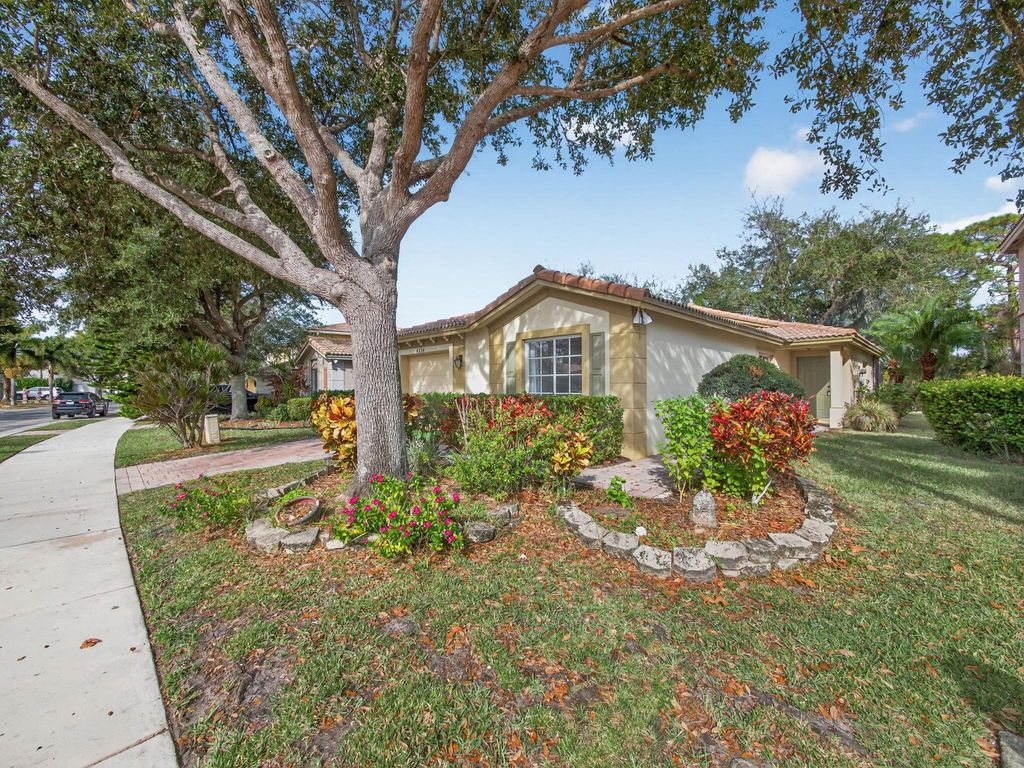 Photo of 4358 SE Graham Drive, Stuart, FL 34997 (MLS # R11147544)