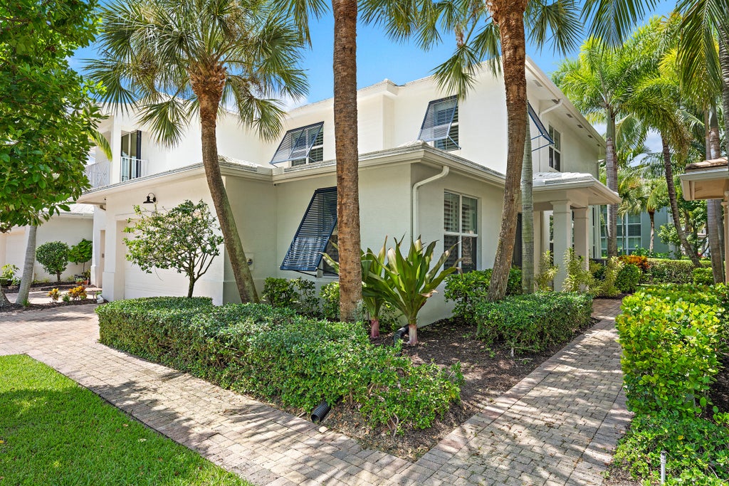 Photo of 1025 Piccadilly Street, Palm Beach Gardens, FL 33418 (MLS # B26065175)